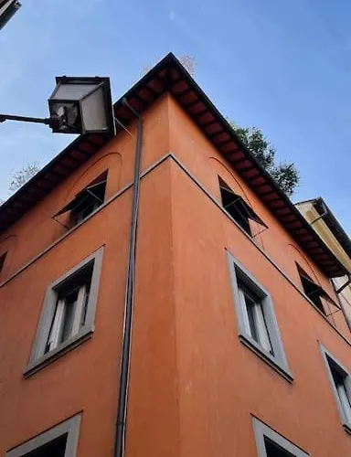 Vicolo San Trifone By Hili Apartment